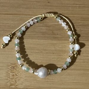 Adjustable light green with pearl bracelet